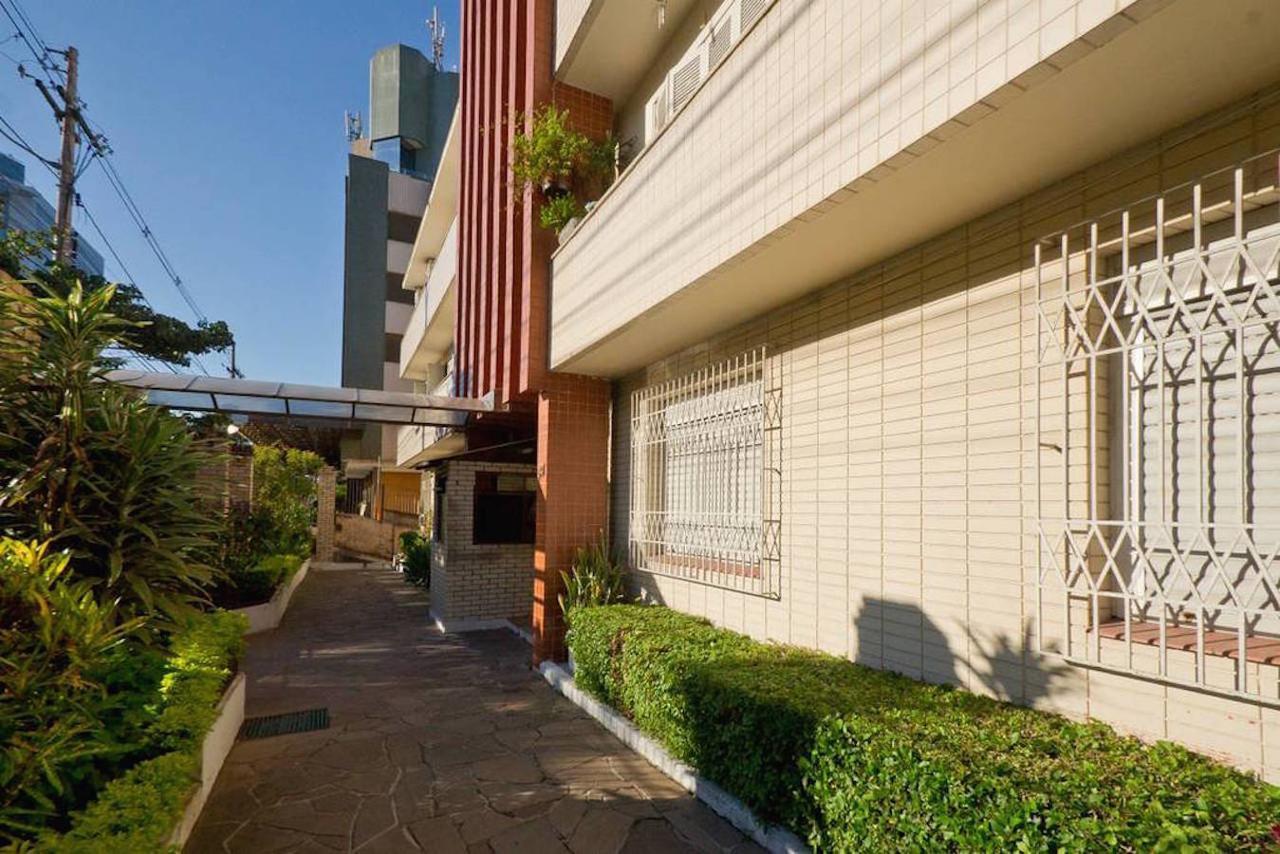 Homestay 2 - Avenida Carlos Gomes Porto Alegre Exterior photo